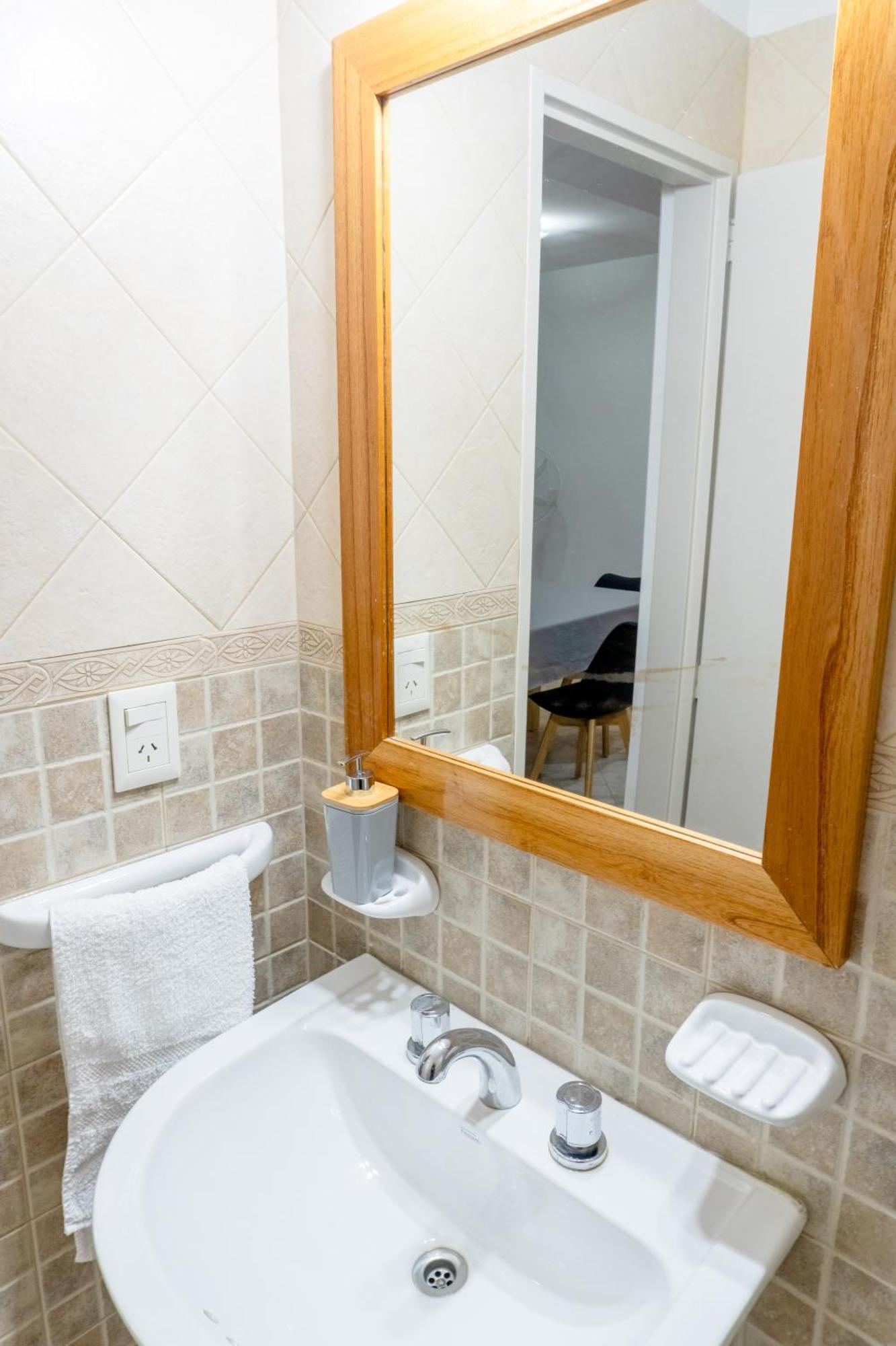 Maca Tobiano, Amplio, Calido, A Pasos Del Mar Apartment Puerto Madryn Exterior foto